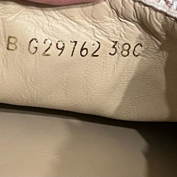 Never worn Chanel CC logo espadrille shoes - Picture 5 of 5